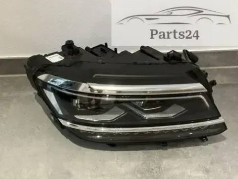 Background image for Original VW Tiguan 2 Frontscheinwerfer Vorne 5NN941082C