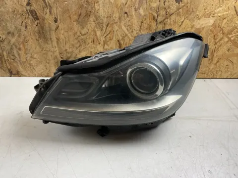 Background image for Frontscheinwerfer Mercedes-Benz C-Class (W204) A2048204539 Xenon Links Headlight